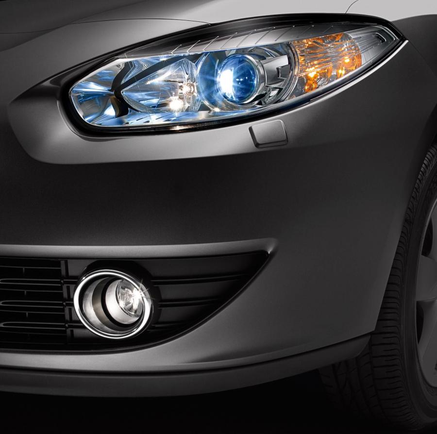  Renault Fluence 2010 года  (фото 136 из 146)